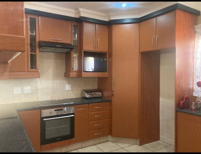 3 BEDROOM FREEHOLD FOR SALE IN BRAKPAN NORTH